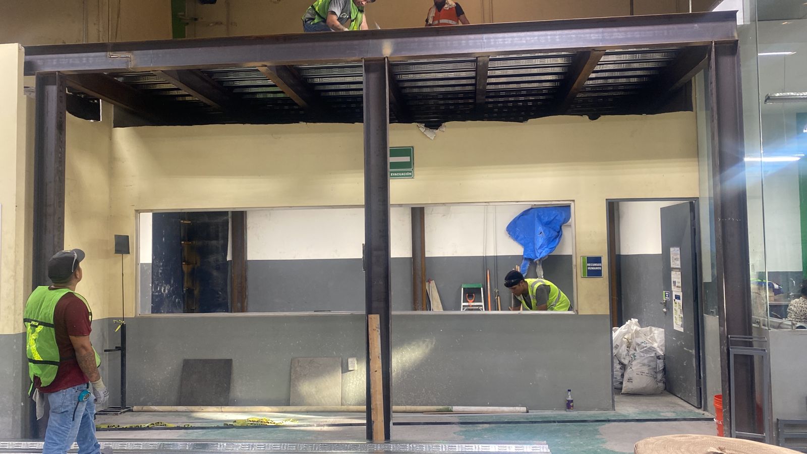 Instalación de mezzanine