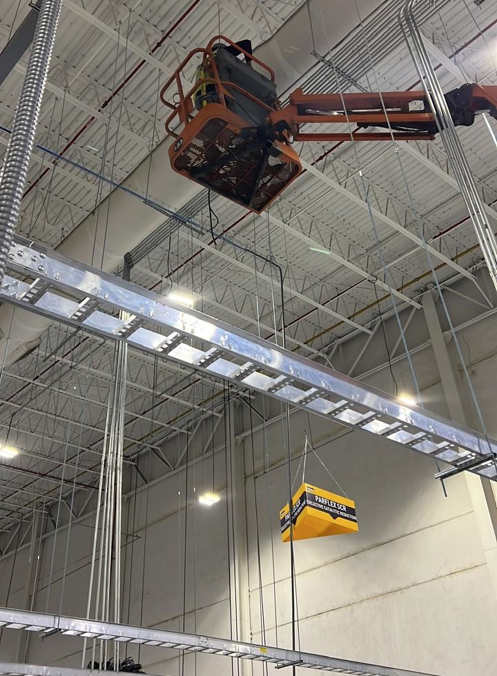 Maniobras para instalación de luminarias